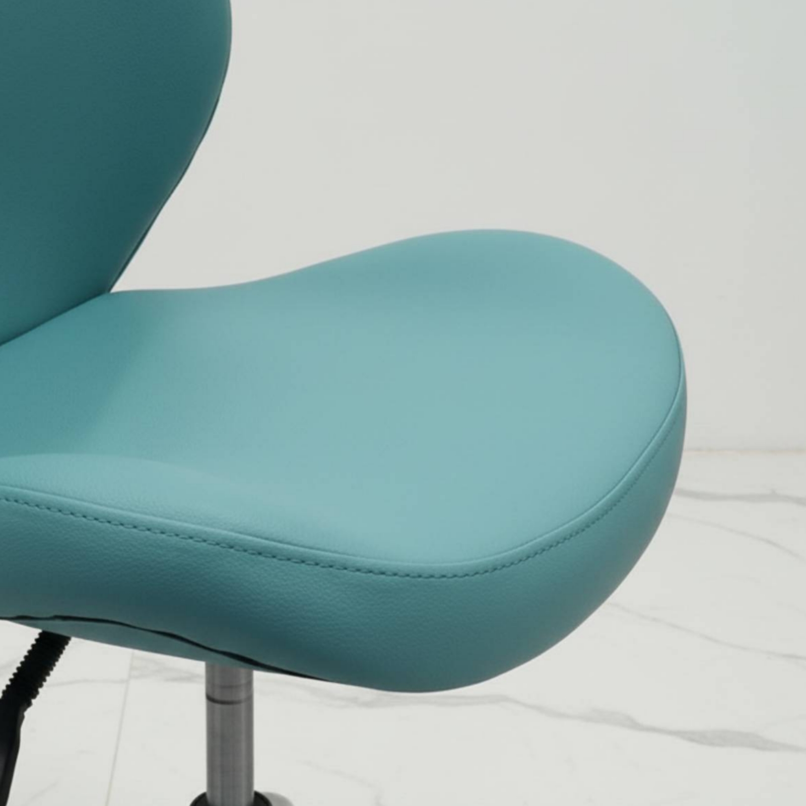 布張り回転椅子、クッション付き回転デスクチェア、モダンなオフ - Office Furniture Desk のレビューと価格