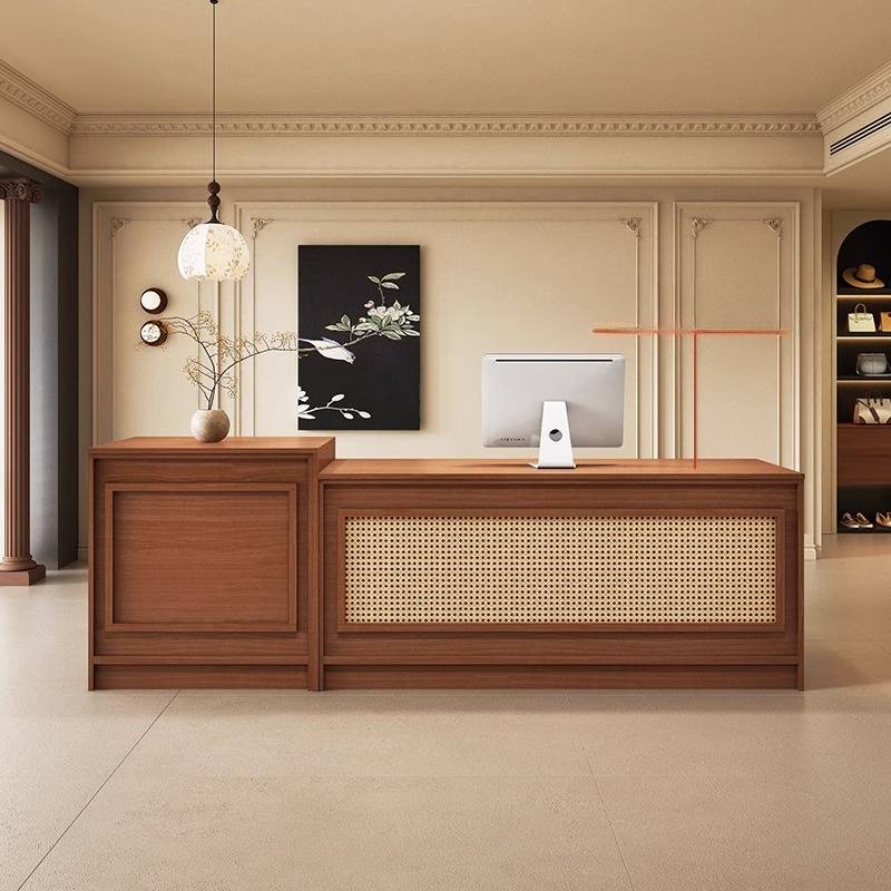 # カウンターロゴ付き受付デスク ブラウンのエレガントなモダ - Office Furniture Logo のレビューと価格